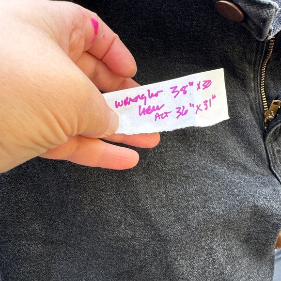 Men’s Wrangler Black Jeans label says 38” x 30” - actual is 36” x31” - Picture 2 of 6